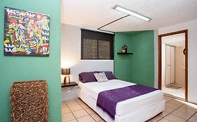 Hostpal Hostal La Paz&Love Guadalajara